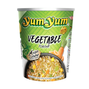 YumYum Instant Nudel Cups 12x70g Vegetable – asiatische Instantnudeln mit würzigem Gemüsegeschmack in 12 praktischen 70-g-Cups.