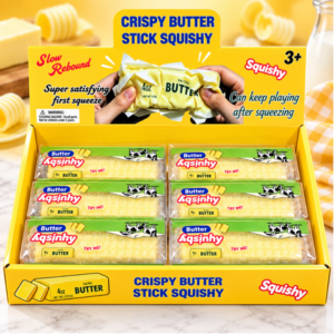 Crispy Butter Stick Squishy 12Stk – bunte Squishy-Spielzeuge im Butter-Stick-Design in einer praktischen 12er-Verkaufseinheit.