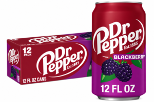 Dr Pepper Blackberry USA 12x350ml – amerikanischer Softdrink mit Brombeergeschmack in rot-violetten 12-fl-oz-Dosen